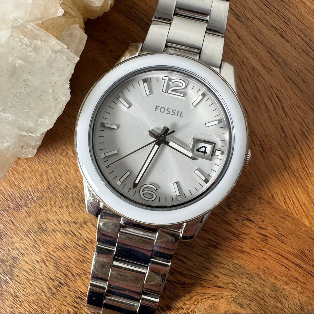 Fossil Women’s Silver and White Perfect Boyfriend Watch